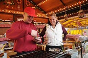 Poffertjes auf dem Oktoberfest 2019 (©Foto: Ingrid Grossmann)
